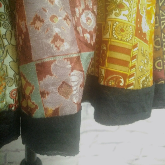 Silk skirt - Picture 3 of 5